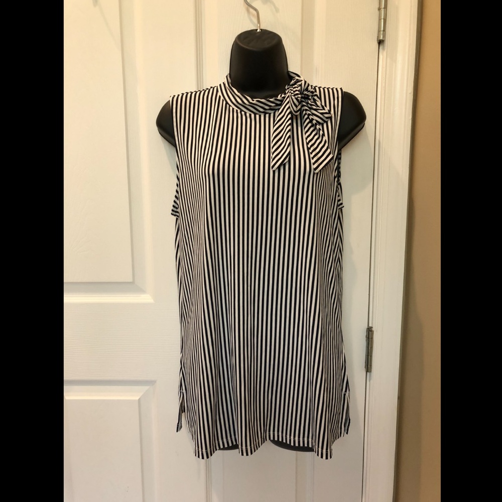 Ann Taylor Medium Sleeveless Striped Blouse W Bow